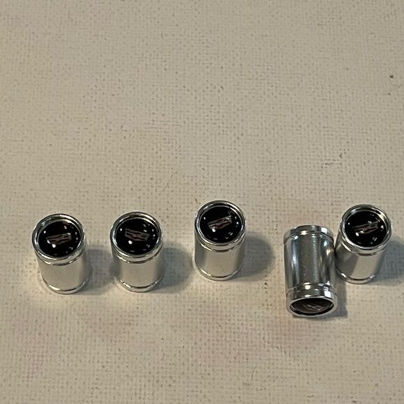 Cadillac Valve Stem Caps in Silver set of 5 NWT - Picture 2 of 4